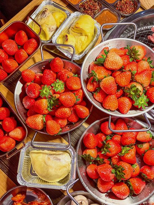 草莓榴莲.combo2.0深夜释放自己免费V4.2.2_流量暴涨，网友：可以重新使用了草莓榴莲.combo2.0深夜释放自己免费