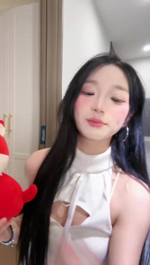 泡芙短视频会员无限看吗V1.3.5_泡芙短视频会员无限看吗