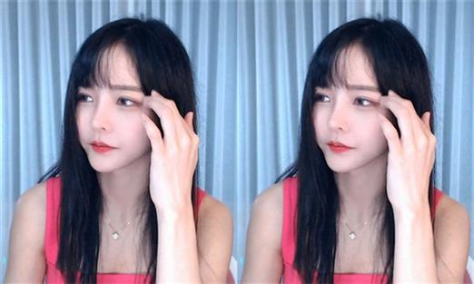 草莓丝瓜鸭脖小猪芭乐免费版V7.2.7_没有广告和弹窗，网友：观影不在被打扰草莓丝瓜鸭脖小猪芭乐免费版