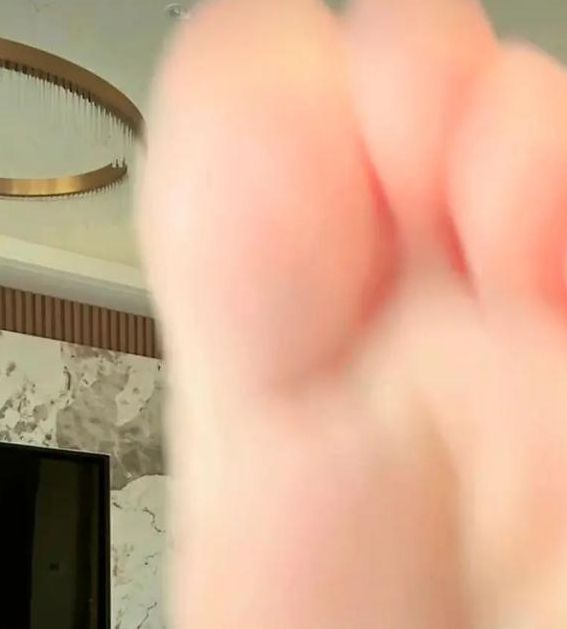 国产足jiao视频在线观看网址观看有各种画质可选，网友：自由调整清晰度!