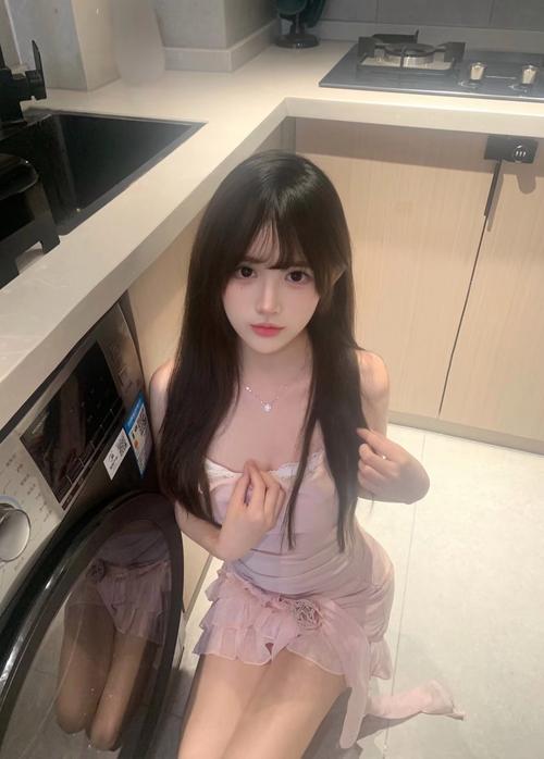 720lucom刺激自拍视频手机版V9.7.9_720lucom刺激自拍视频最新版下载