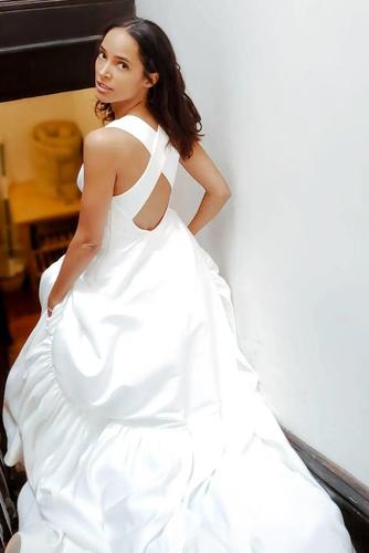 2021无码专区人妻系列日韩HD在线完全打不开，平台：刷新一下