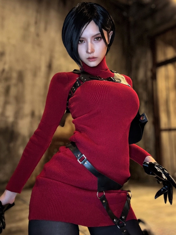 《寂静岭f》中的女主角经过超高还原度的COS展示：年轻学生变身为水管战神的JK女神！

