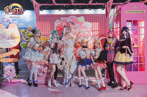 庆祝彩虹岛18周年的双线盛典：版本创新突破与线下盛况联动，双倍乐趣无限延续！

