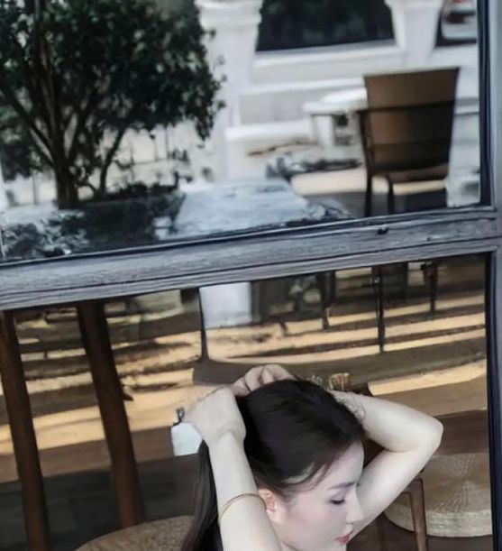 在线播放普通话对白风韵犹存,可以无休止地观看