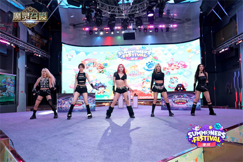 魔灵召唤:重庆站盛大闭幕,庆祝十周年全球盛典
魔灵召唤:重庆站盛大闭幕,庆祝十周年全球盛典