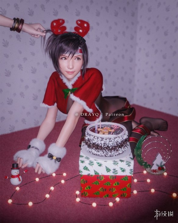 《最终幻想7》中的尤菲最新渲染作品：变身为一只萌趣十足的圣诞小驯鹿！

