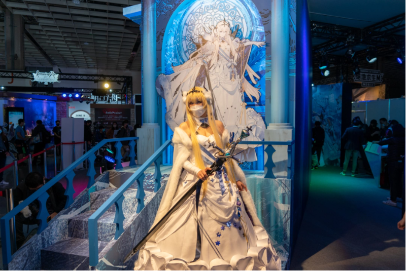 【TGS_2025】强势登场的龙族女仆！《白夜极光》预告将携手《小林家的龙女仆》开启联动活动