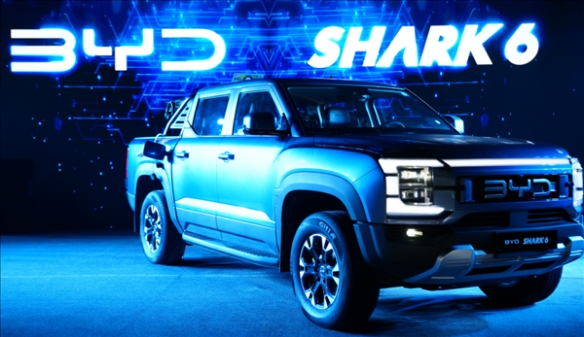 比亚迪正式进入伊拉克市场！在发布会上亮相的8款新能源车型引人注目