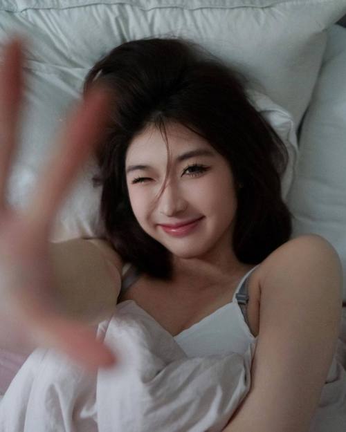 看久久久久毛片婷婷色