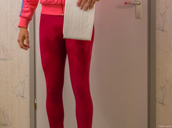 潮喷了要尿了18p护士不带套