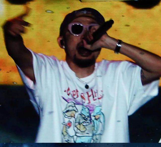 19岁rapper潮水欢迎你