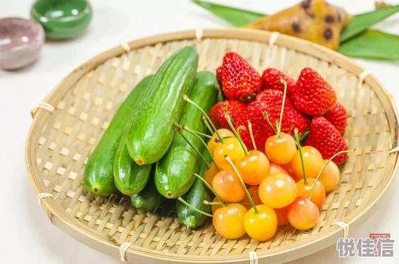 草莓黄瓜榴莲绿巨人